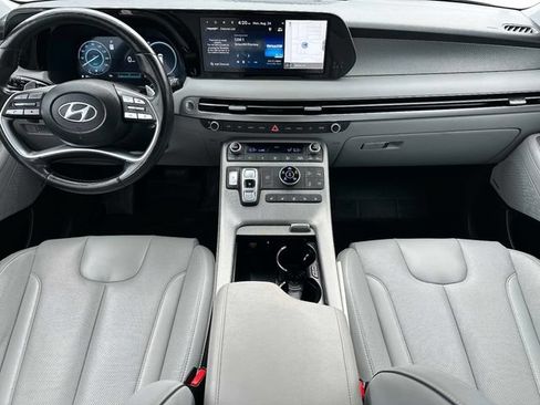 Used 2023 Hyundai Palisade SEL w/ Premium Package AWD/4WD image 13