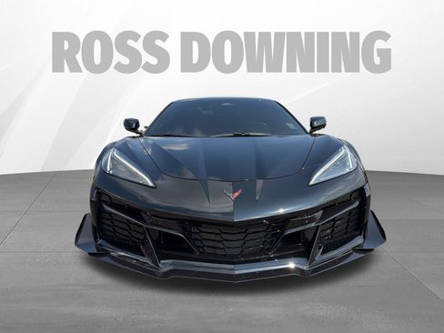 Used 2025 Chevrolet Corvette Z06 w/ Z07 Performance Package image 2