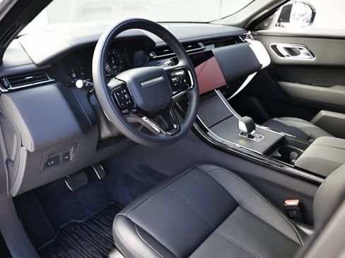 New 2026 Land Rover Range Rover Velar Dynamic SE image 24