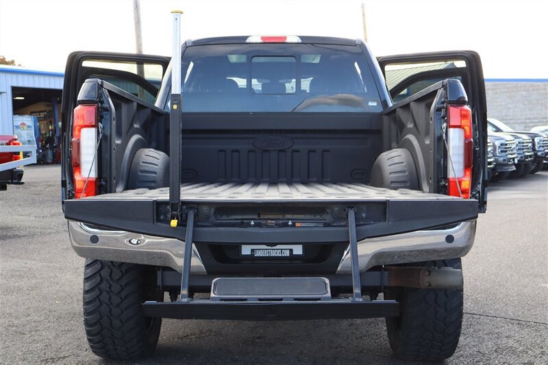 Used 2017 Ford F350 Lariat w/ Lariat Ultimate Package AWD/4WD image 31