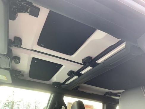 New 2025 Ford Bronco Raptor w/ Interior Carbon Fiber Pack image 33