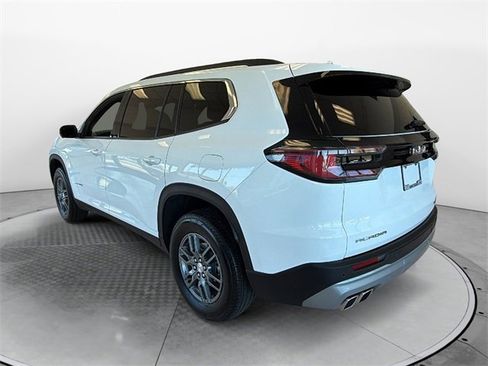 Used 2025 GMC Acadia Elevation image 5