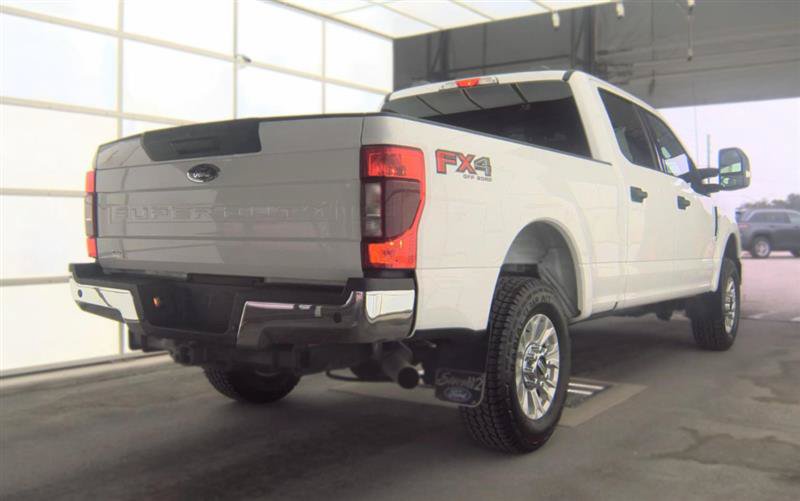 Used 2021 Ford F250 XLT w/ XLT Value Package AWD/4WD image 3