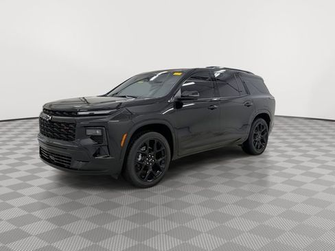 Certified 2024 Chevrolet Traverse RS w/ LPO, Floor Liner Package image 6