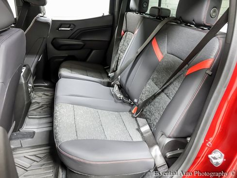 Certified 2024 Chevrolet Colorado Z71 w/ Z71 Convenience Package 2 image 12