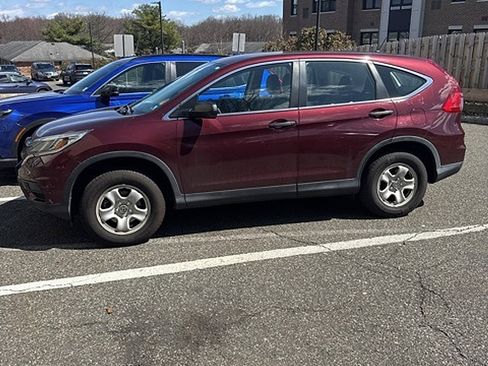 Used 2015 Honda CR-V LX image 2