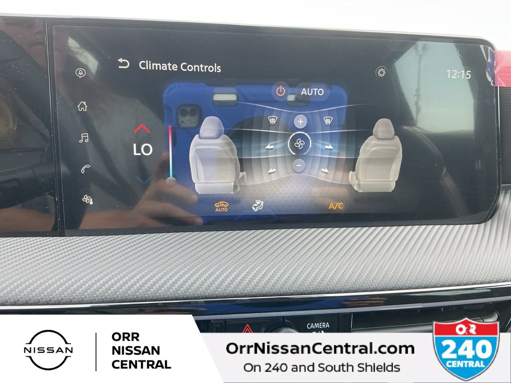 Used 2025 Nissan Kicks SR FWD image 22