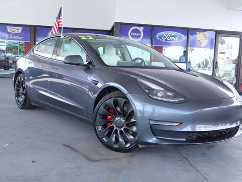 Used 2022 Tesla Model 3 Performance AWD/4WD image 3