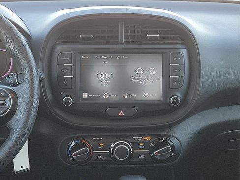 Used 2024 Kia Soul LX w/ Option Group 015 image 10