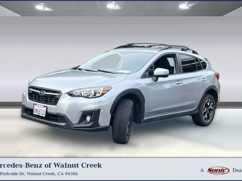Used 2020 Subaru Crosstrek 2.0i Premium image 1