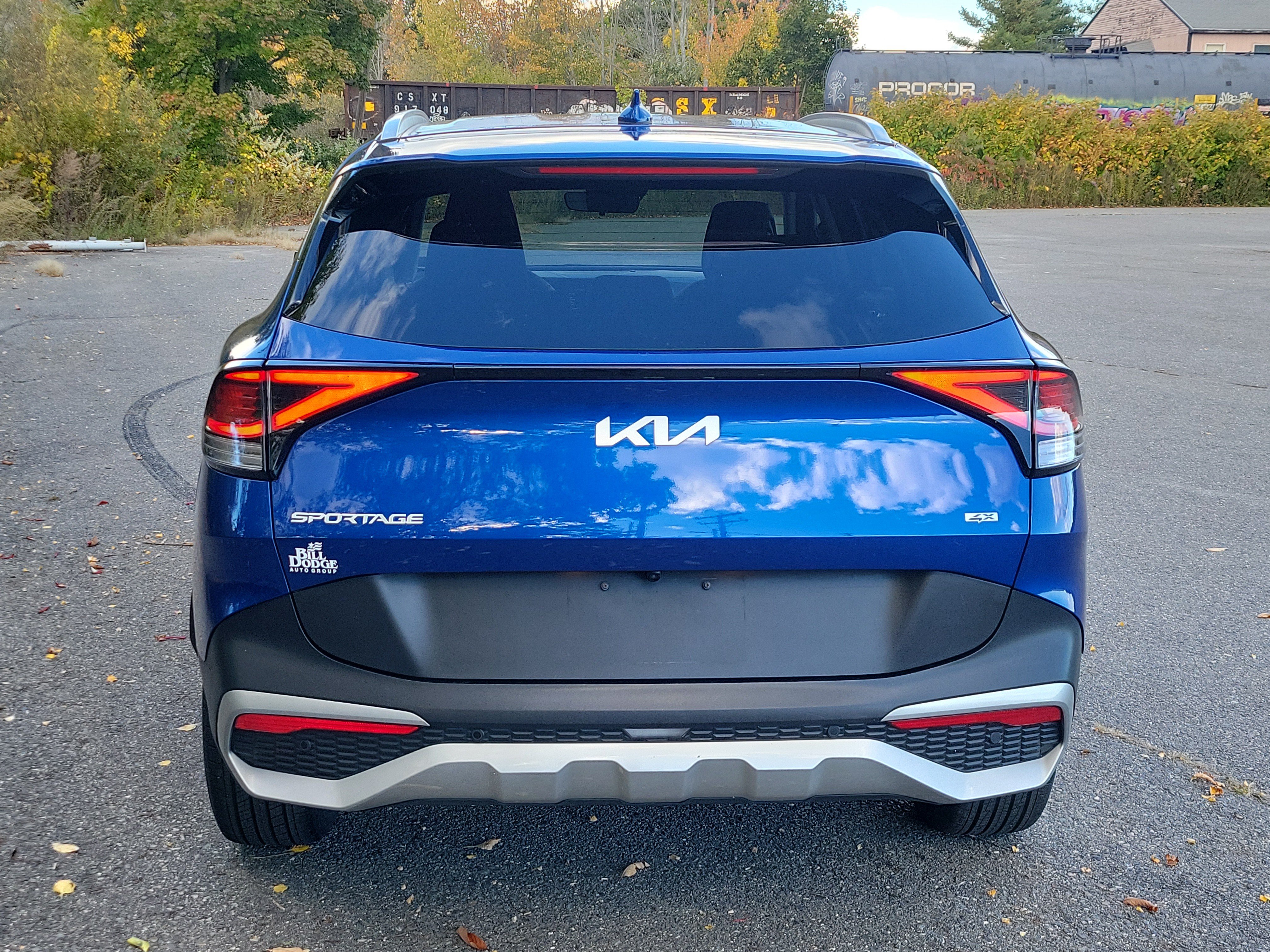 Used 2024 Kia Sportage EX AWD/4WD image 6