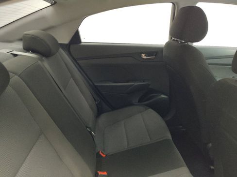 Used 2019 Hyundai Accent SE FWD image 19