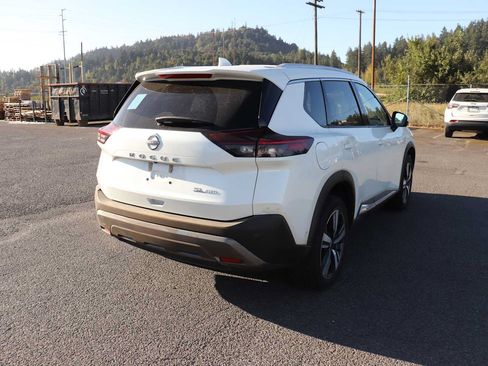 Used 2023 Nissan Rogue SL w/ SL Premium Package AWD/4WD image 5