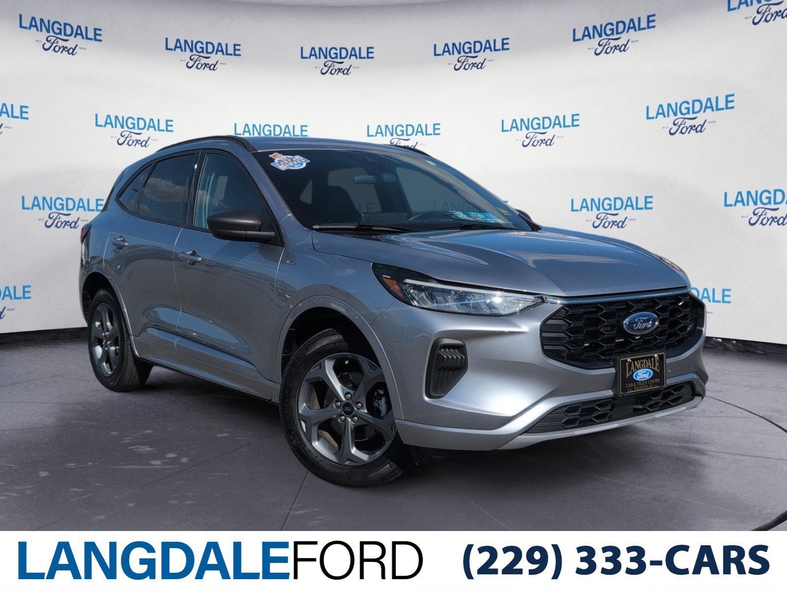 Used 2024 Ford Escape ST-Line w/ Tech Pack #1 AWD/4WD image 1