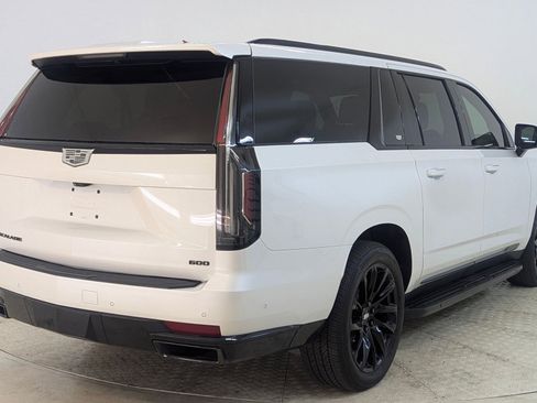 Used 2023 Cadillac Escalade ESV Sport Platinum w/ LPO, ONYX Package image 9