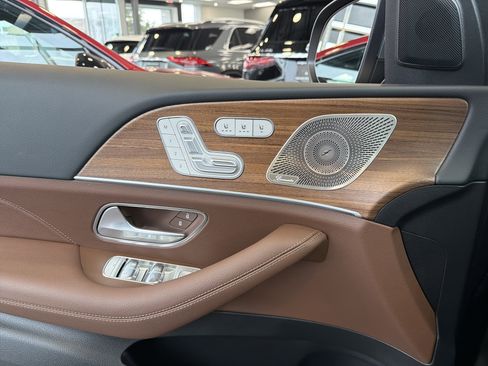 Used 2026 Mercedes-Benz GLE 350 4MATIC image 11