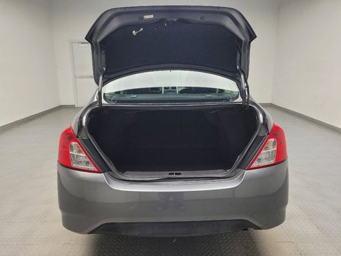Used 2018 Nissan Versa SV FWD image 29