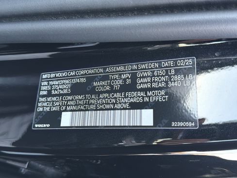 Certified 2025 Volvo XC90 B5 Plus image 37