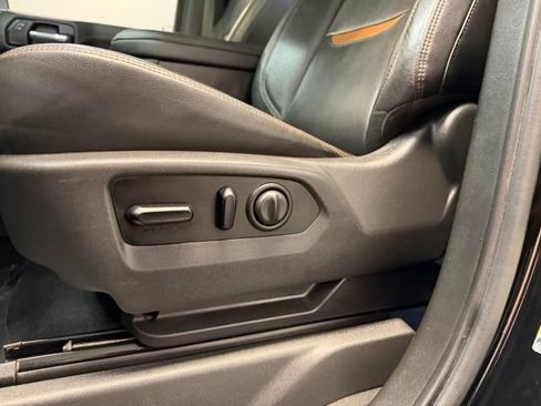Used 2019 GMC Sierra 1500 AT4 w/ AT4 Premium Package AWD/4WD image 13