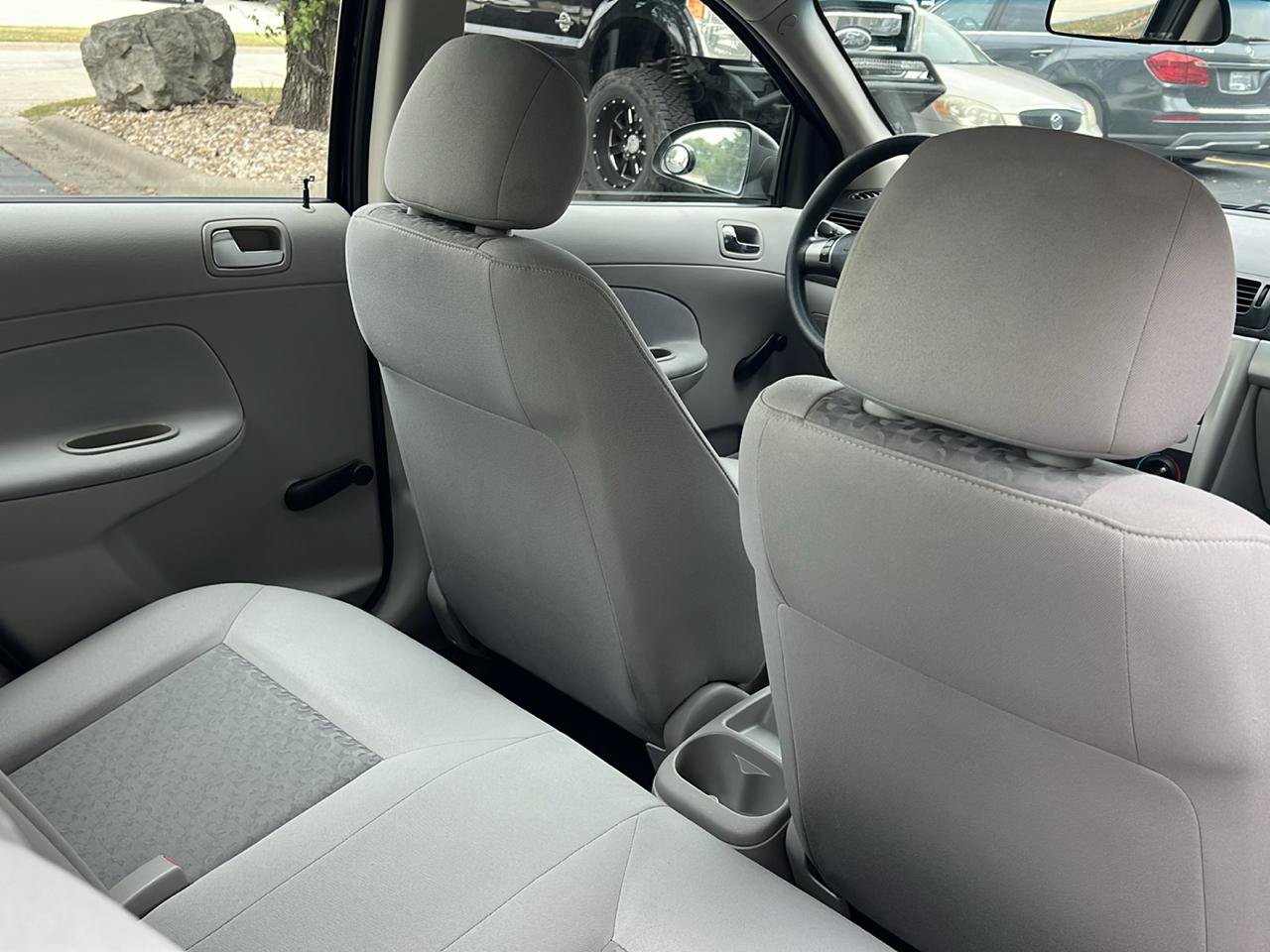 Used 2010 Chevrolet Cobalt LS FWD image 23