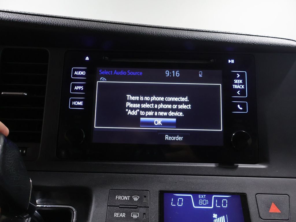 Used 2015 Toyota Sienna XLE AWD/4WD image 27