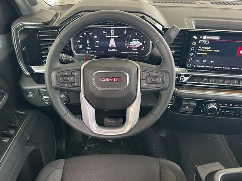 New 2026 GMC Sierra 1500 Elevation AWD/4WD image 15