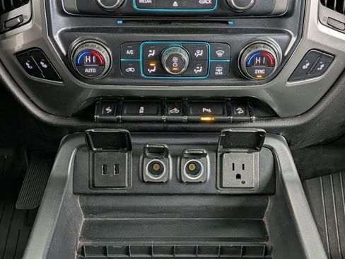 Used 2018 Chevrolet Silverado 1500 LT w/ All Star Edition image 30