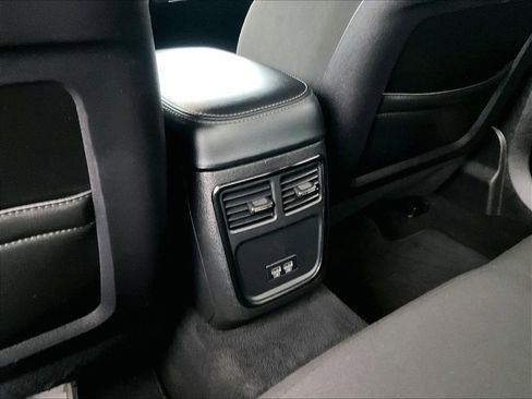 Used 2022 Dodge Charger R/T w/ Blacktop Package image 27