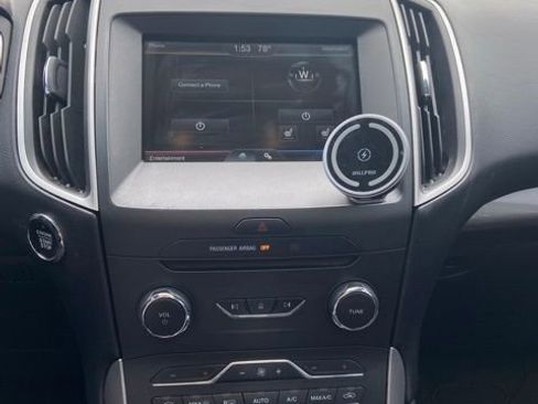 Used 2015 Ford Edge SEL w/ Equipment Group 201A AWD/4WD image 8