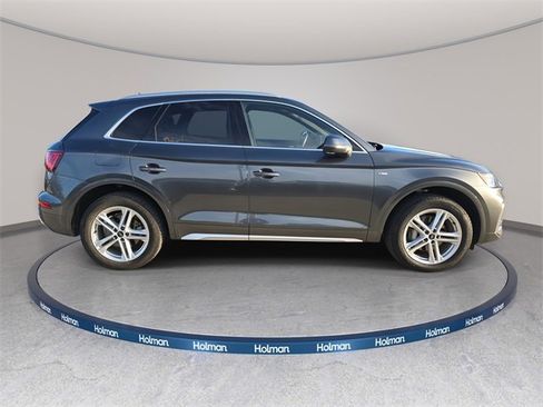 Used 2023 Audi Q5 e Premium Plus w/ Premium Plus Package image 5