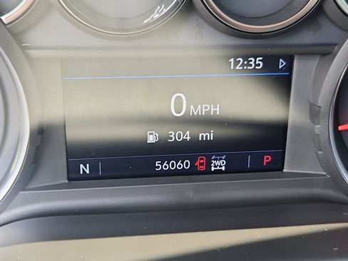 Used 2019 Chevrolet Silverado 1500 LT Trail Boss AWD/4WD image 11