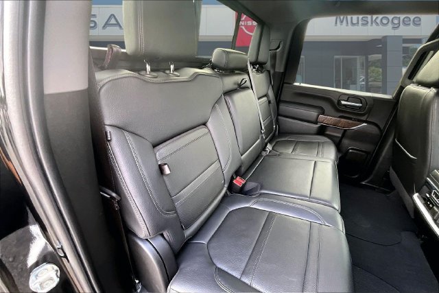 Used 2023 GMC Sierra 2500 Denali w/ Denali Ultimate Package AWD/4WD image 26