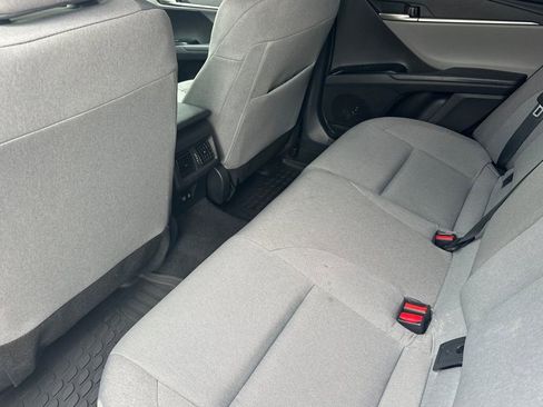Used 2025 Toyota Camry LE image 12