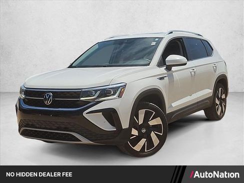 Used 2024 Volkswagen Taos SEL AWD/4WD image 1