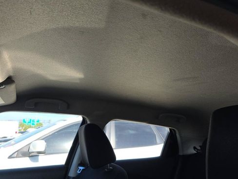 Used 2014 Nissan Juke S FWD image 13