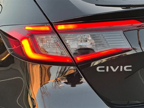 Certified 2024 Honda Civic Sport image 30