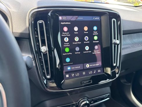 Certified 2023 Volvo C40 P8 Recharge Ultimate AWD/4WD image 19