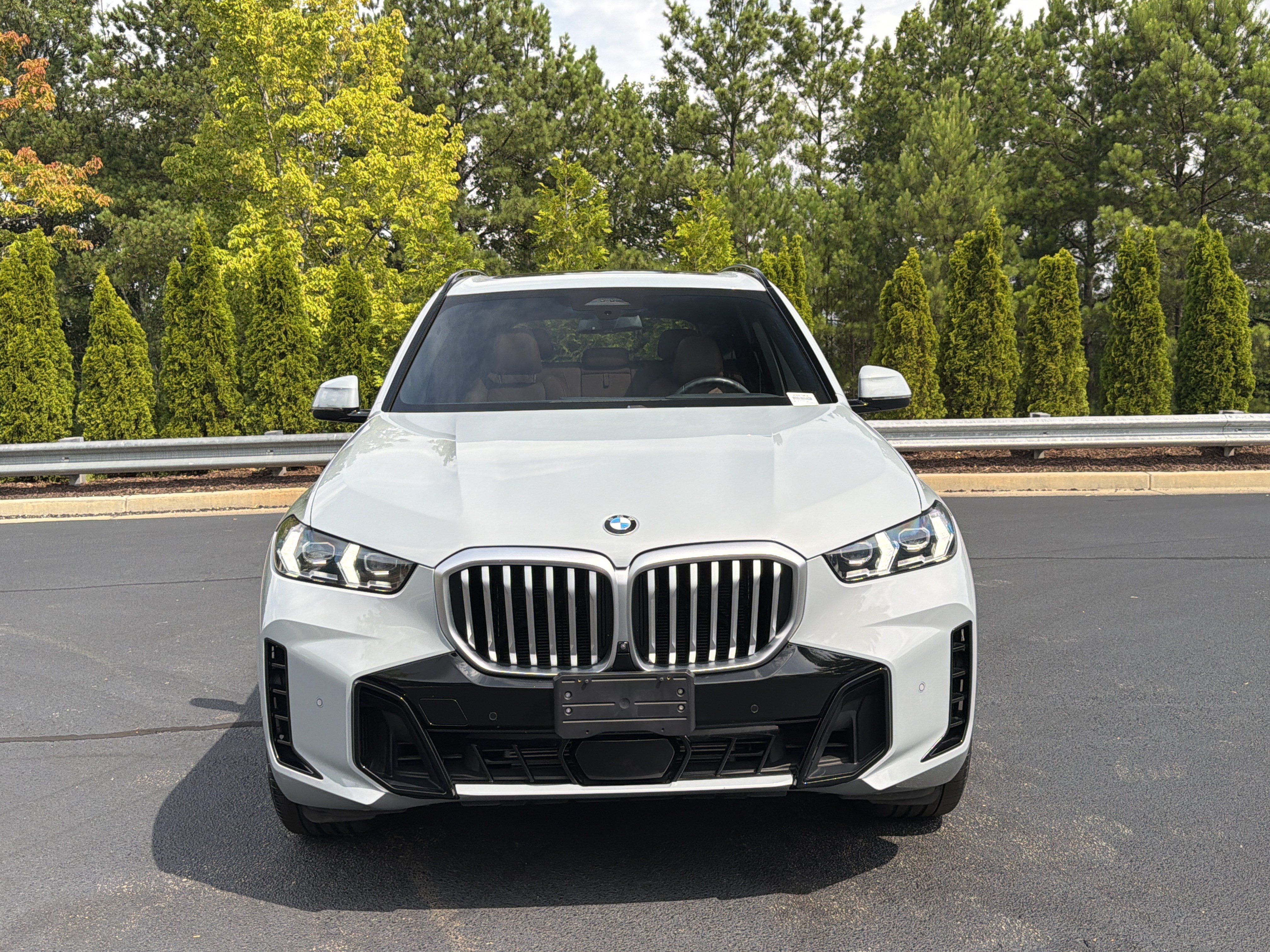 Used 2025 BMW X5 sDrive40i w/ M Sport Package RWD image 11