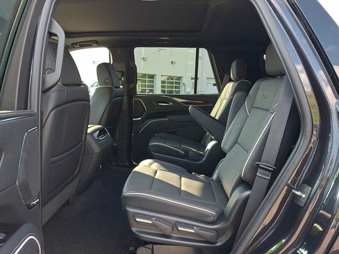 Certified 2023 Cadillac Escalade Premium Luxury w/ LPO, Floor Liner Package AWD/4WD image 10