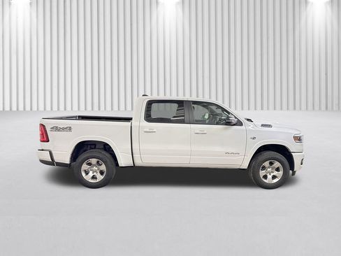 New 2026 RAM 1500 4x4 Crew Cab image 3
