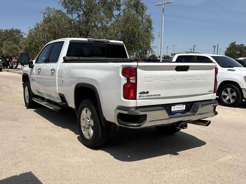Used 2020 Chevrolet Silverado 2500 LTZ AWD/4WD image 6