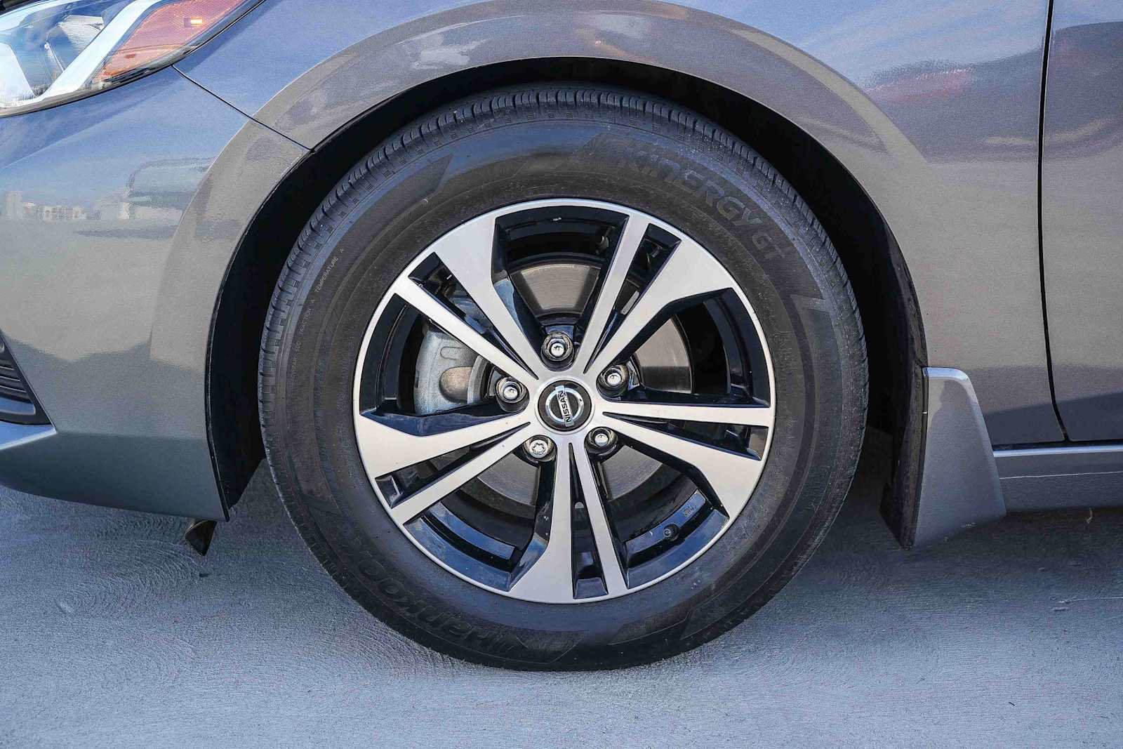 Used 2022 Nissan Sentra SV w/ All-Weather Package FWD image 11