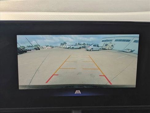 Used 2024 Chevrolet Trax LT w/ Driver Confidence Package image 10