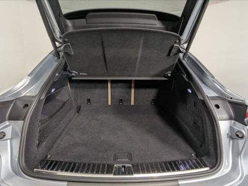 Used 2021 Porsche Cayenne Coupe AWD/4WD image 19
