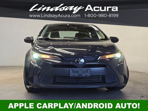 Used 2024 Toyota Corolla LE FWD image 2