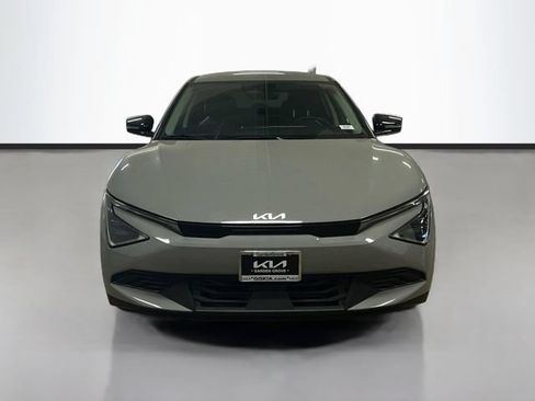 New 2026 Kia EV6 Light RWD image 2