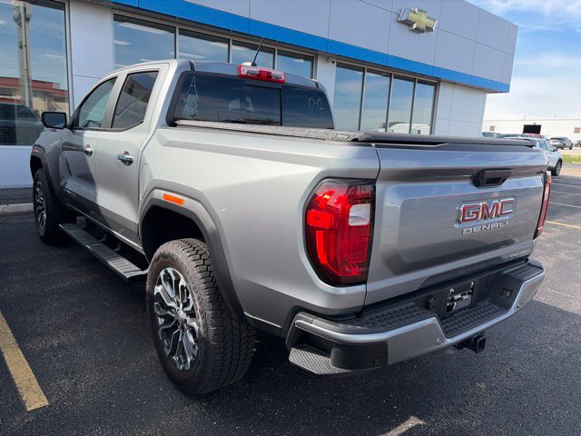 Used 2026 GMC Canyon Denali AWD/4WD image 5