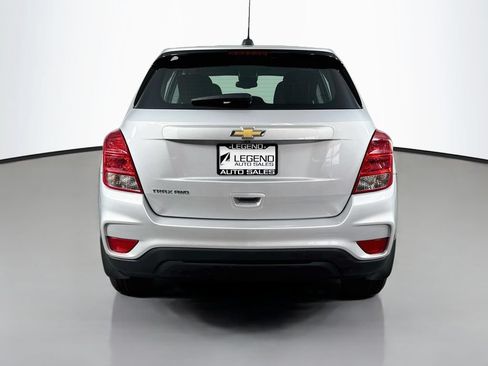 Used 2019 Chevrolet Trax LS w/ LPO, Protection Package AWD/4WD image 7
