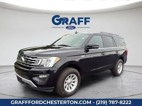 Used 2019 Ford Expedition XLT w/ Equipment Group 202A AWD/4WD image 12