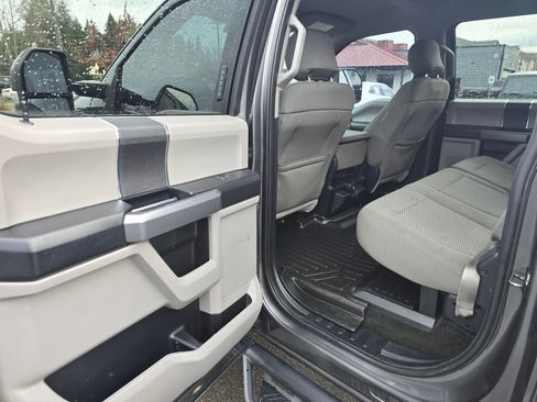 Used 2017 Ford F250 XLT w/ XLT Value Package image 29